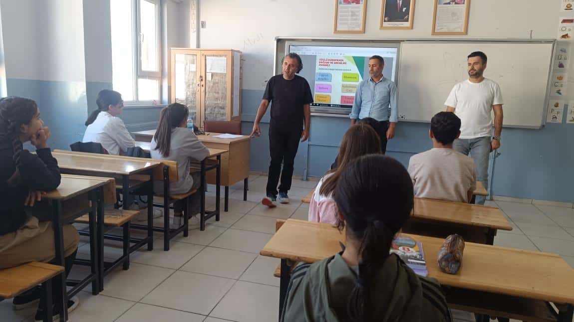 İlçe Milli Eğitim Müdürümüz Kursumuzu Ziyaret Etti